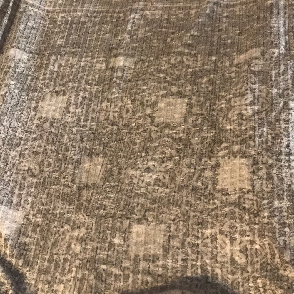 CHARLOTTE RUSSE Cover-Up - Picture 4 of 4